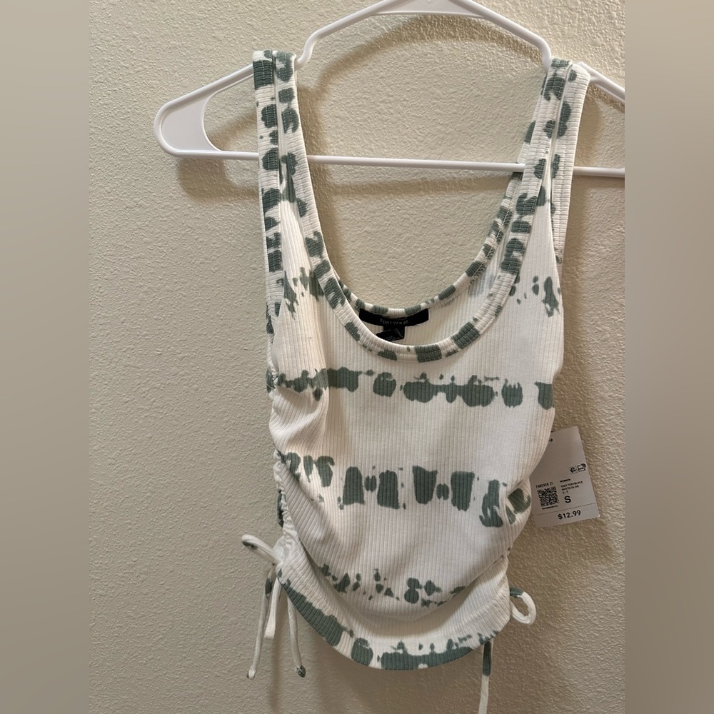 Forever 21 tank top